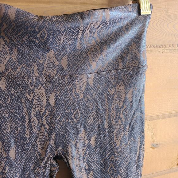 Spanx Legging Snake Print Faux Leather Brown Animal Pull On Pant S Skinny Python - Picture 4 of 6